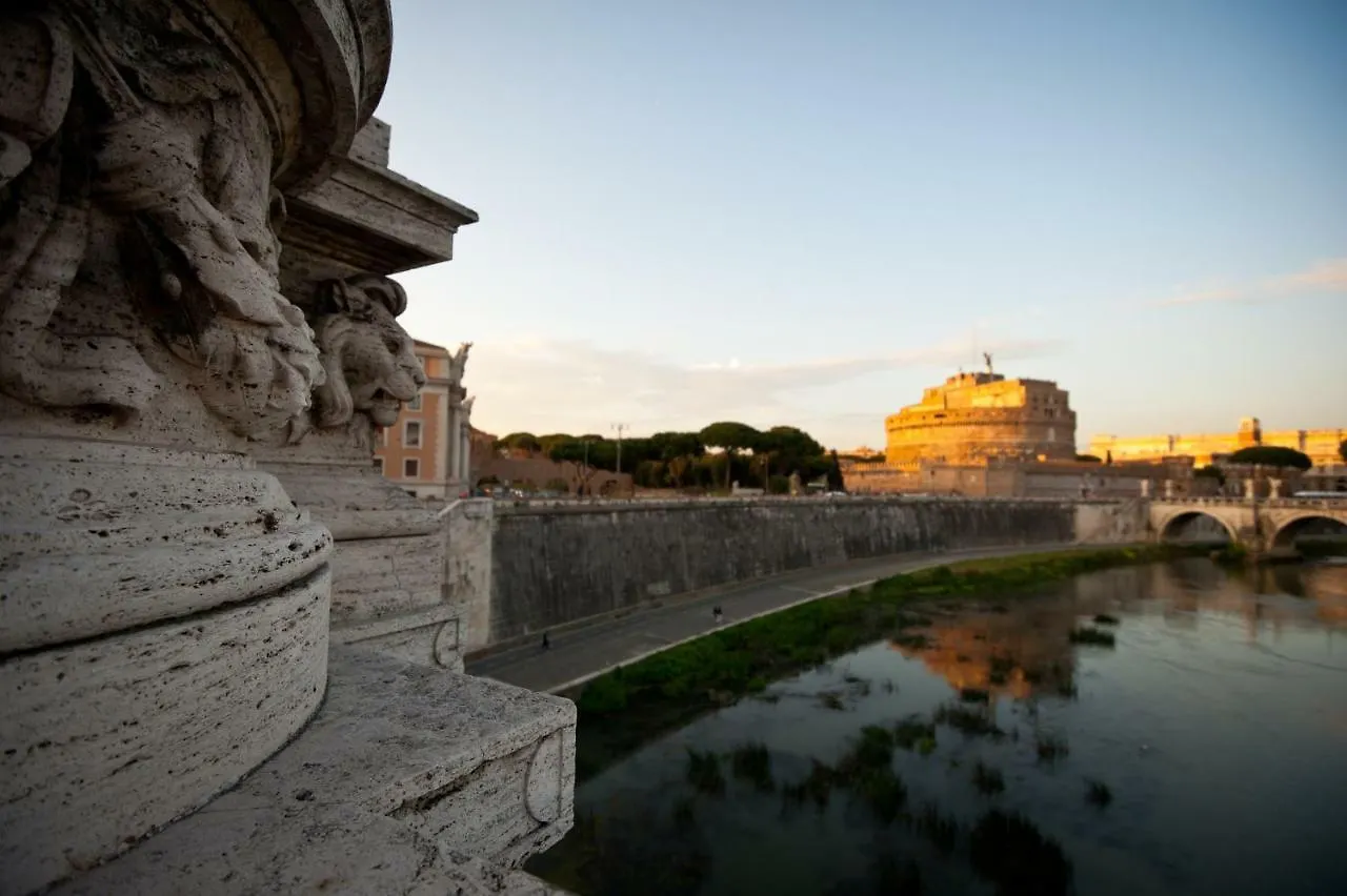 Rome Services Porta Castello Bed & Breakfast